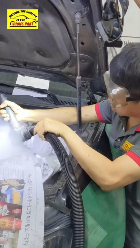 ban-da-kho-ford-everest