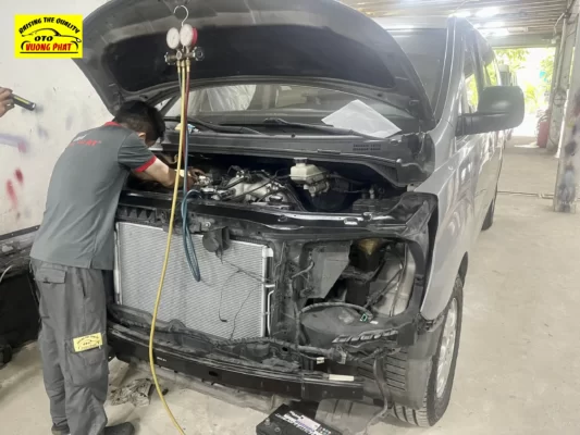 Sửa chữa máy lạnh ô tô Hyundai Grand Starex