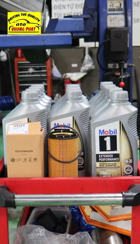 Thay nhớt, lọc nhớt bảo dưỡng các dòng xe Bentley tại mỗi 10.000km