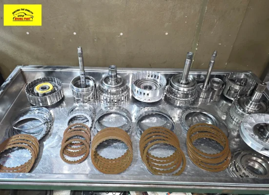 Bàn ráp hộp số chuyên nghiệp sạch sẽ